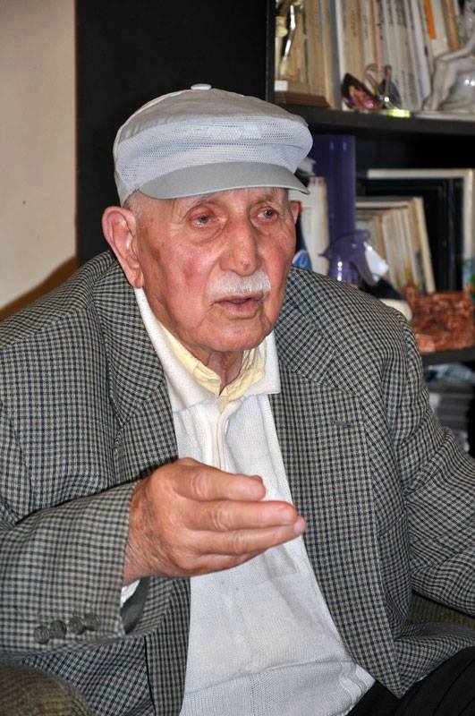 حوار قديم مع المترجم السوري عن اللغة الأرمنية  نزار خليلي (1925-2019)