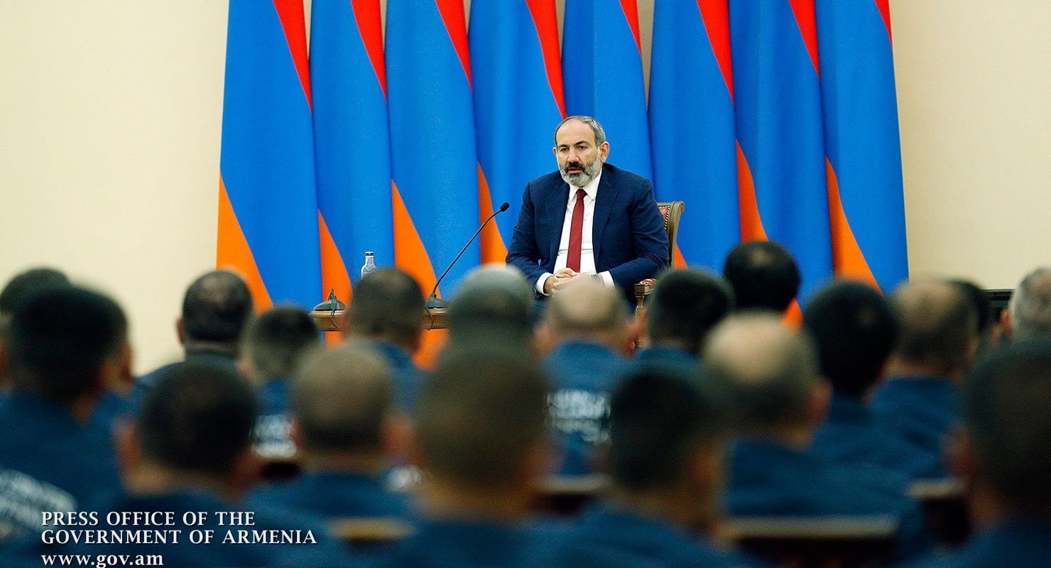 رئيس وزراء أرمينيا يستقبل المجموعة الأولى من بعثة أرمينيا الإنسانية الى سورية