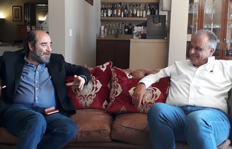 عقيص يهنئ وزير الصناعة جورج بوشكيان